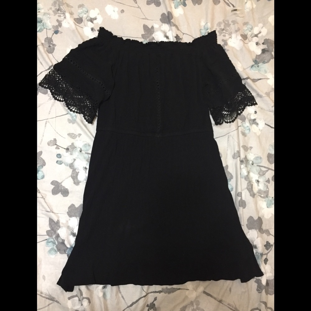 Off the shoulder black xhilaration dress - Picture 3 of 4